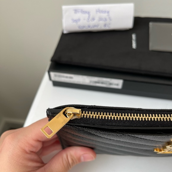 YSL CASSANDRE MATELASSÉ ZIPPED POUCH IN GRAIN DE POUDRE EMBOSSED LEATHER - Picture 8 of 16